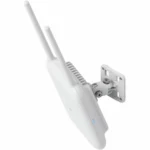 Access Point Ubiquiti UniFi U7 Pro Outdoor — detalle de puertos